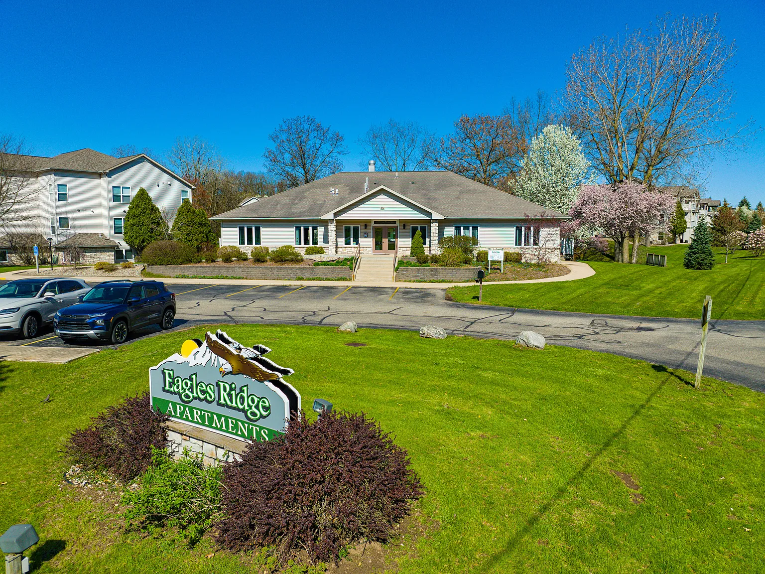 Eagles Ridge — Photo 2
