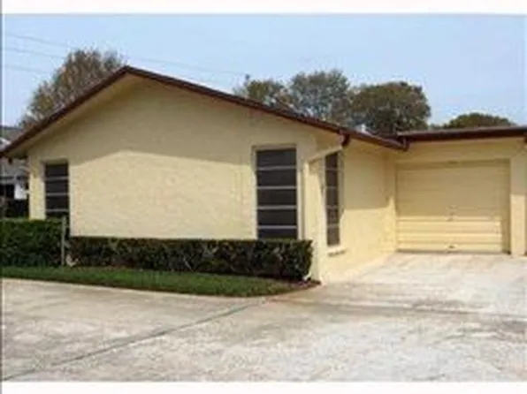 1107 Queen Anne Dr #C, Palm Harbor, FL 34684