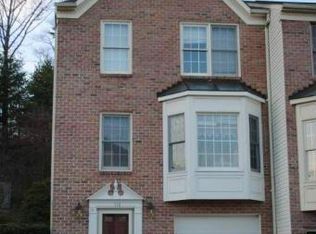 110 Fair Oaks Ave, Stafford, VA 22554