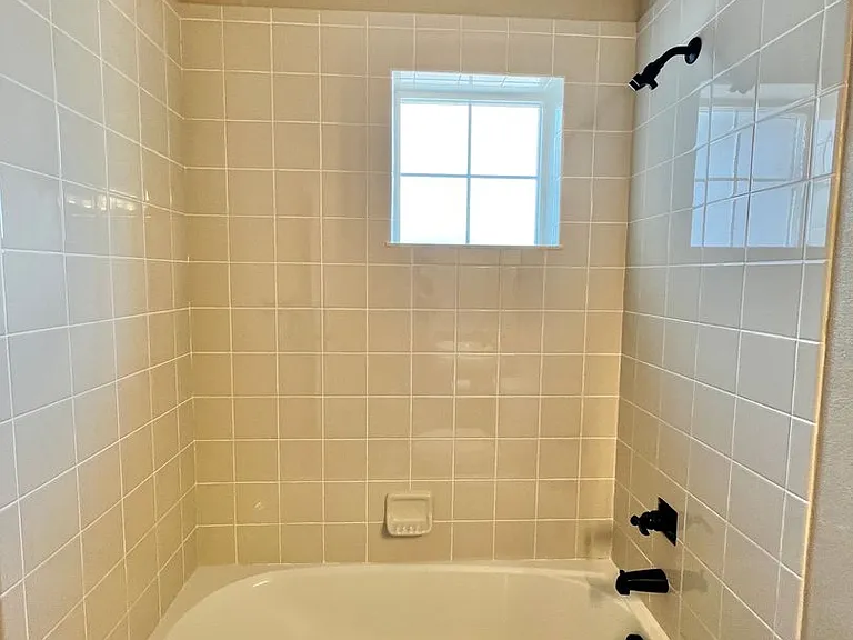 2250 Sherwood Forest Ct — Photo 18