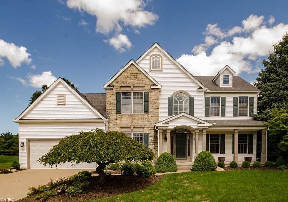 1st image of 21566 Greenfield Pl