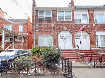 848 56th St, Brooklyn, NY, 11220