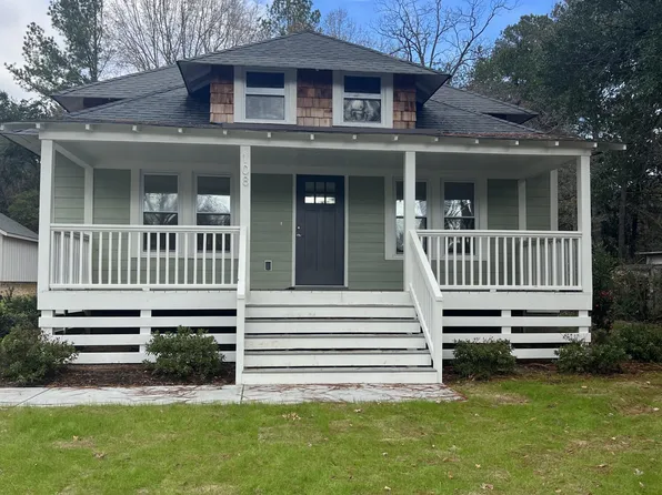 108 Elm St, Aberdeen, NC 28315