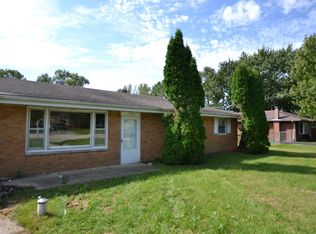 1802 Aspen Ln, Joliet, IL 60433