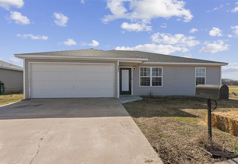 1st image of 22057 Dorothy Dr