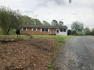 1278 Ralph Lawrence Rd, Seagrove, NC 27341