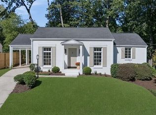 1822 Walthall Dr NW, Atlanta, GA 30318