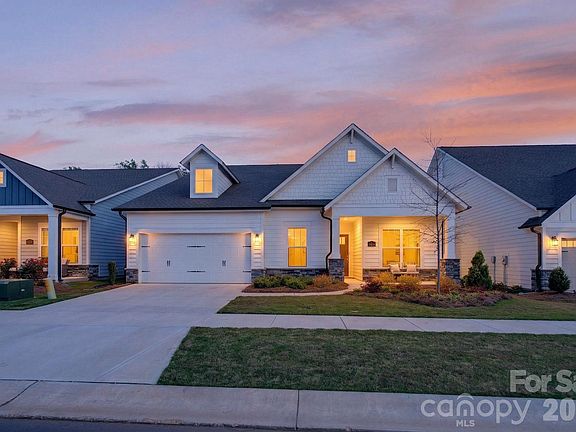 5th image of 1405 Encore Ln