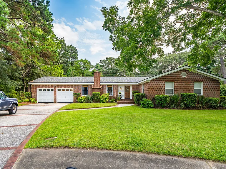 1045 Birchdale Dr — Photo 74