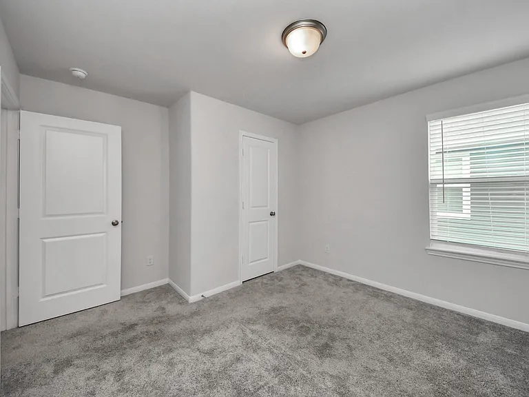 7027 Cedar Breeze Ct — Photo 19