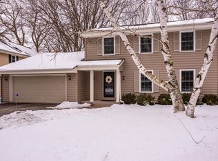 10323 N Provence Ct, Mequon, WI 53092
