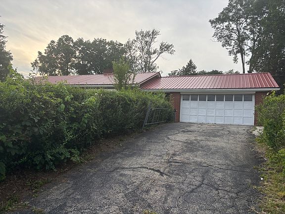 2nd image of 85 Patten Dr #1
