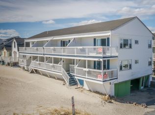 14 Atlantic Ave, Hampton, NH 03842