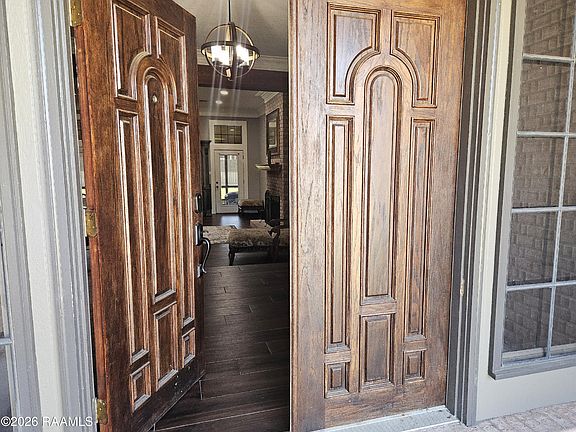 5th image of 1704 Lawrence St