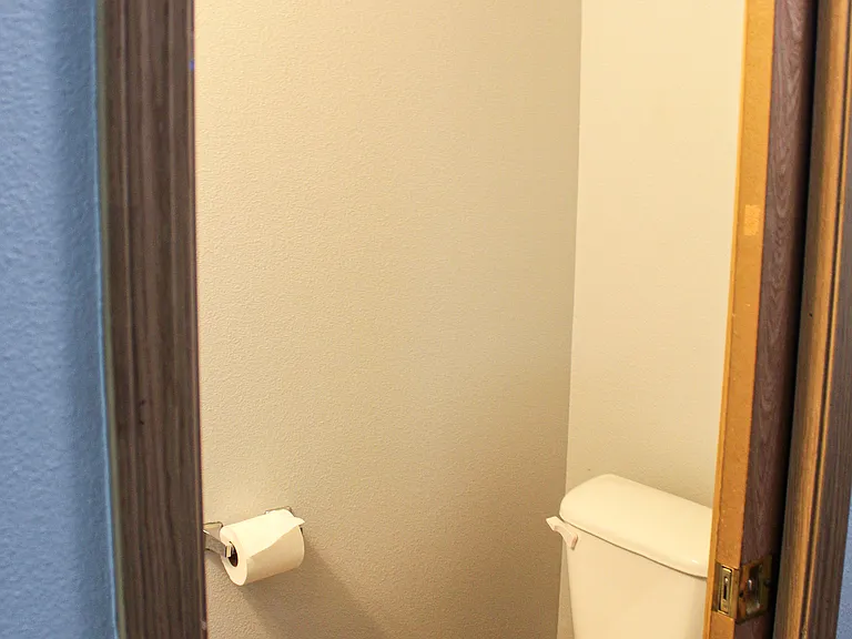 38368 Hood St — Photo 11