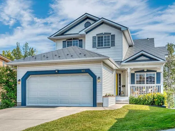 185 Douglas Glen Heath SE, Calgary, AB T2Z 2N1