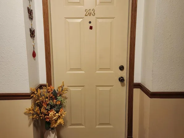 8220 Harrison Ave Unit 203, Munster, IN 46321