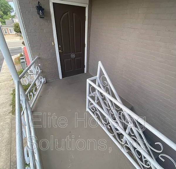 210 E Withers Rd #206 — Photo 14
