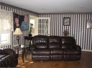 5 Lillian Ave, Thompson, CT 06277