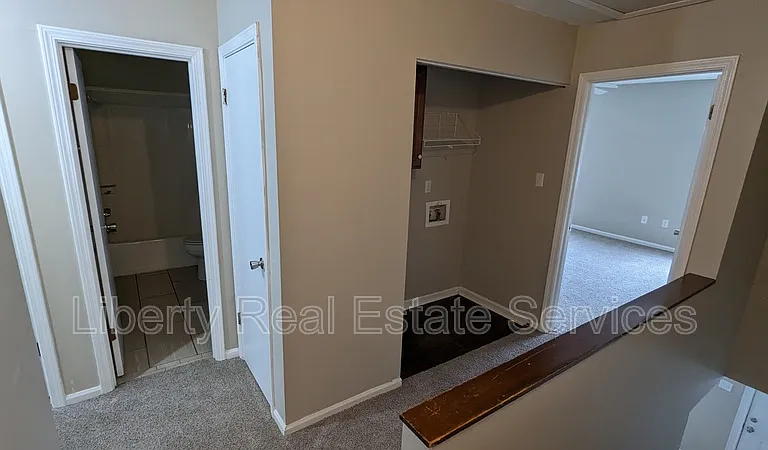 1100 Pineland Ave #3H — Photo 10