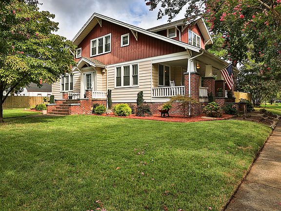 4th image of 2321 Ballentine Blvd