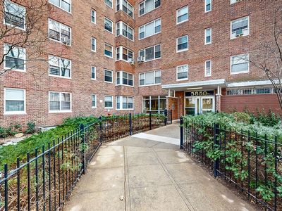 3850 Sedgwick Ave #2H, Bronx, NY, 10463