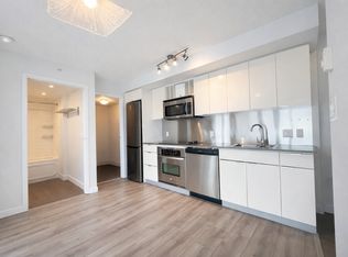 233 Robson St, Vancouver, BC