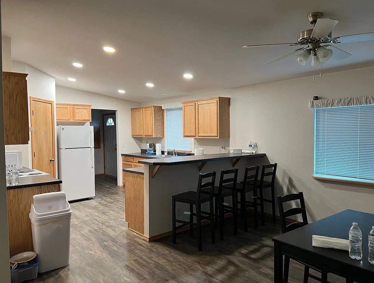 4 bed, 1800 sqft, $1,500 — Photo 4