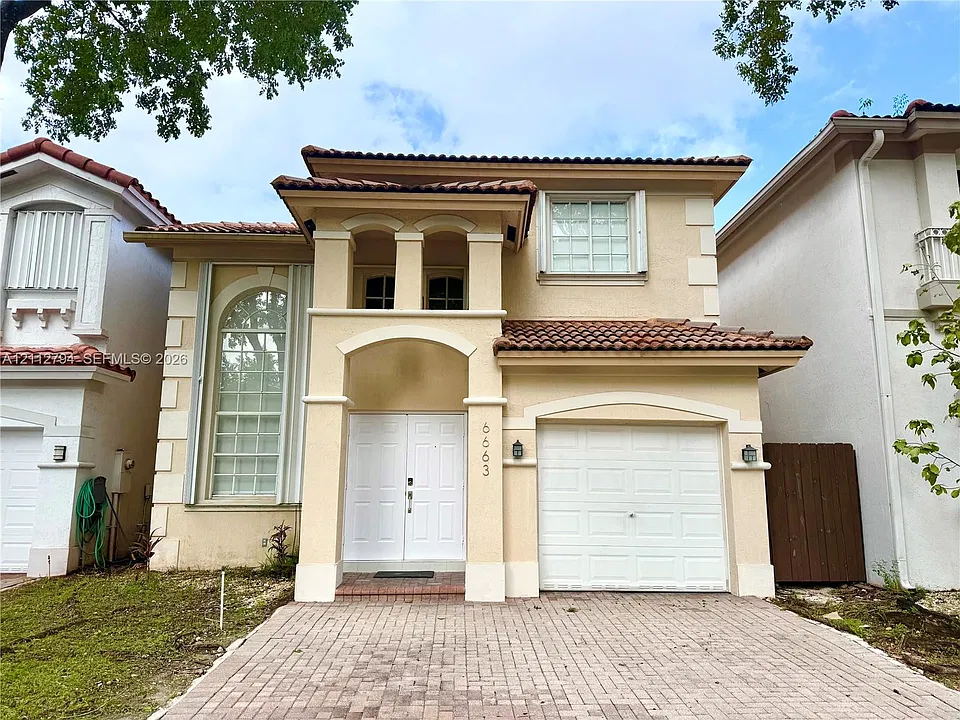 6663 NW 107th Pl