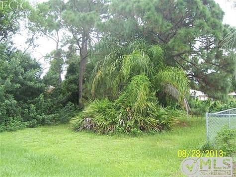 2nd image of 18637 Miami Blvd