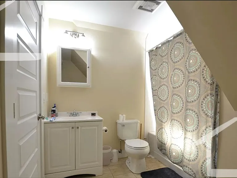 75 Leicester St #2 — Photo 10