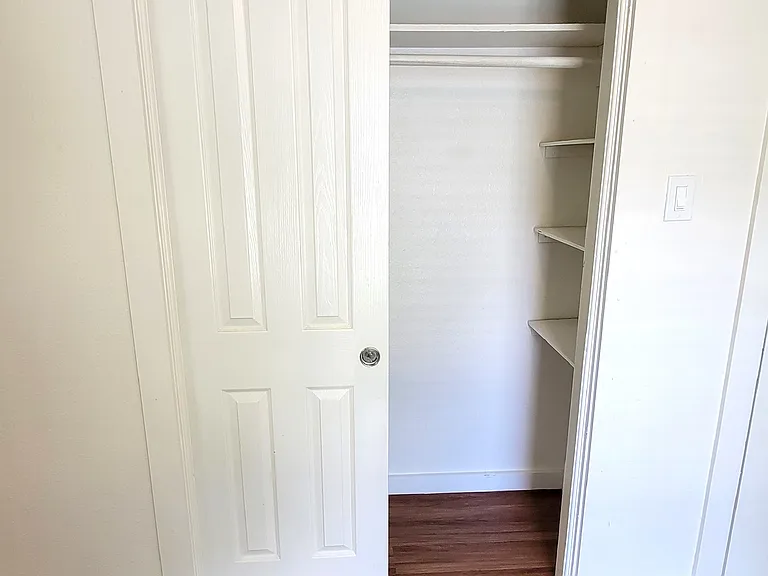 2100 Hill Top Ct #1 — Photo 31