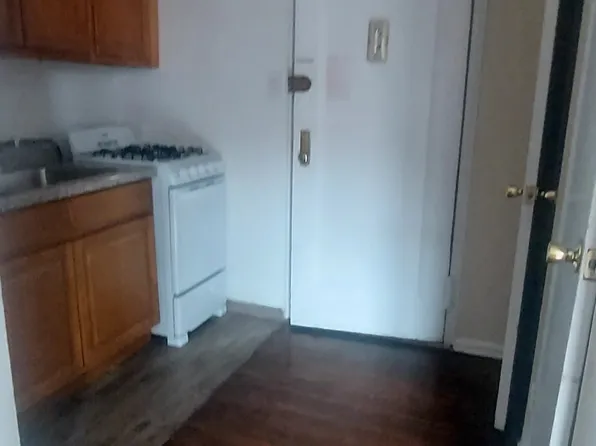 (undisclosed Address), Jamaica, NY 11435