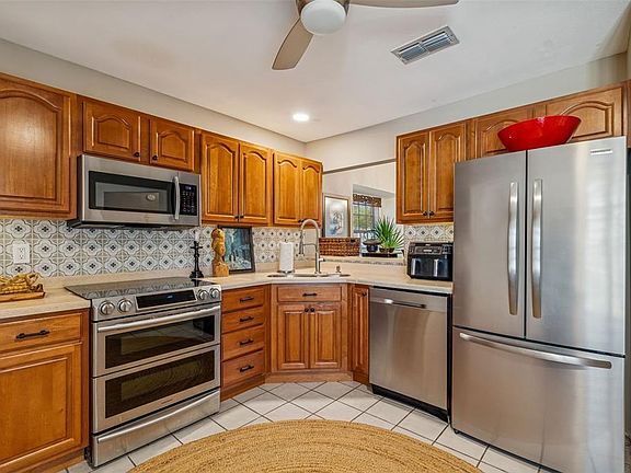 5th image of 5100 Burchette Rd Unit 2900