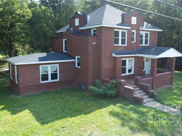 3120 Statesville Blvd, Salisbury, NC 28147