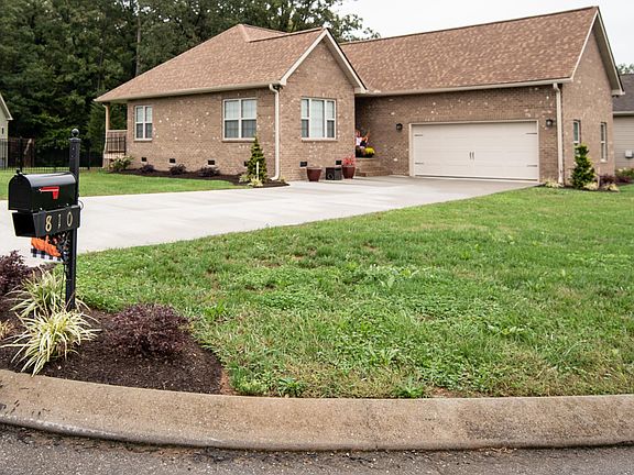 2nd image of 810 Micah St