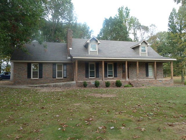 1st image of 555 Brandenburg Dr