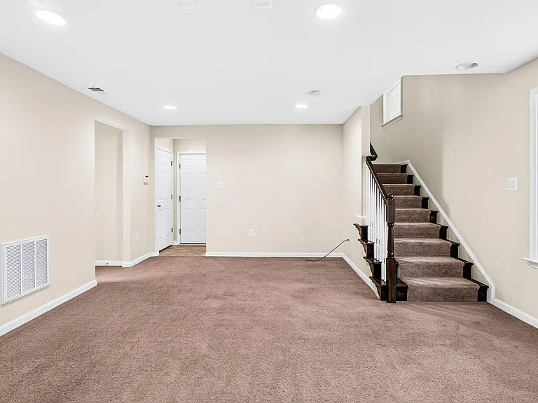 24821 Mason Dale Ter — Photo 35