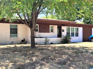 133 Berkshire Ln, Fort Worth, TX 76134
