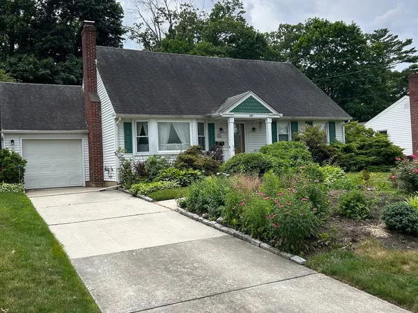 525 Crafton Ave, Pitman, NJ 08071