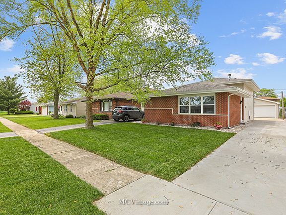 3rd image of 16738 Haven Ave