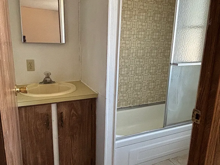 1 Tioga Cir — Photo 7