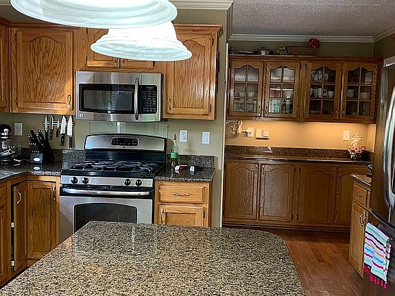 4th image of 433 Bowling Brook Dr