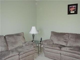 4th image of 8650 N Chatham Ave