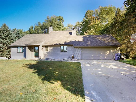 167 country club blvd-102