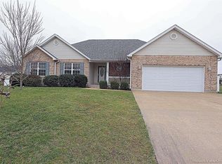 508 Log Cabin Ln, Farmington, MO 63640