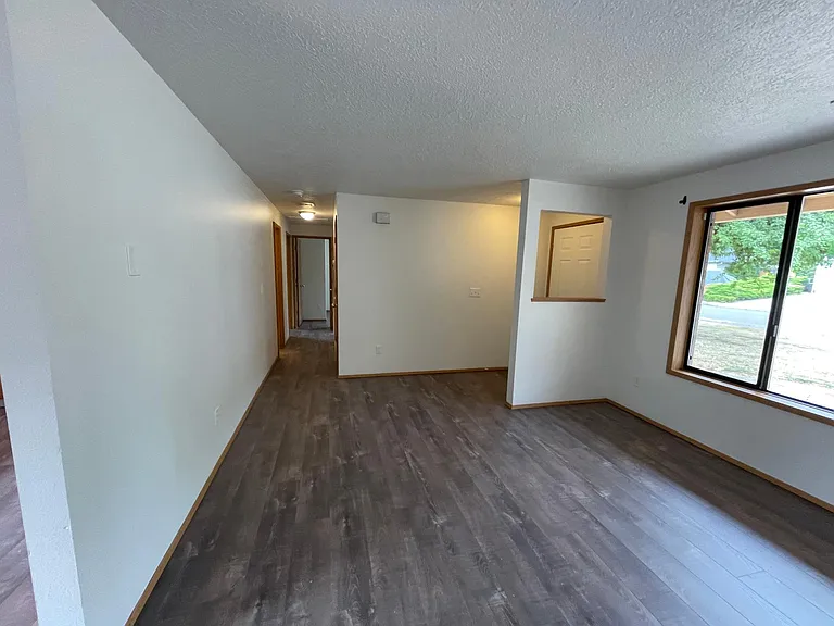 1315 NE 9th Way — Photo 9