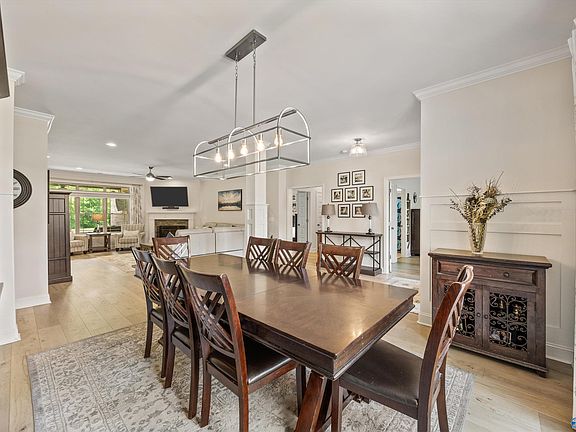 4th image of 7500 Flint Crossing Cir