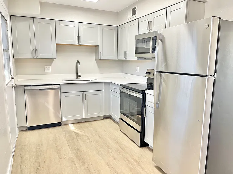 Turney Place — Photo 14