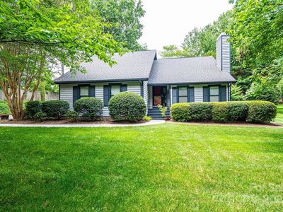 3221 5th Street Ct NW, Hickory, NC, 28601